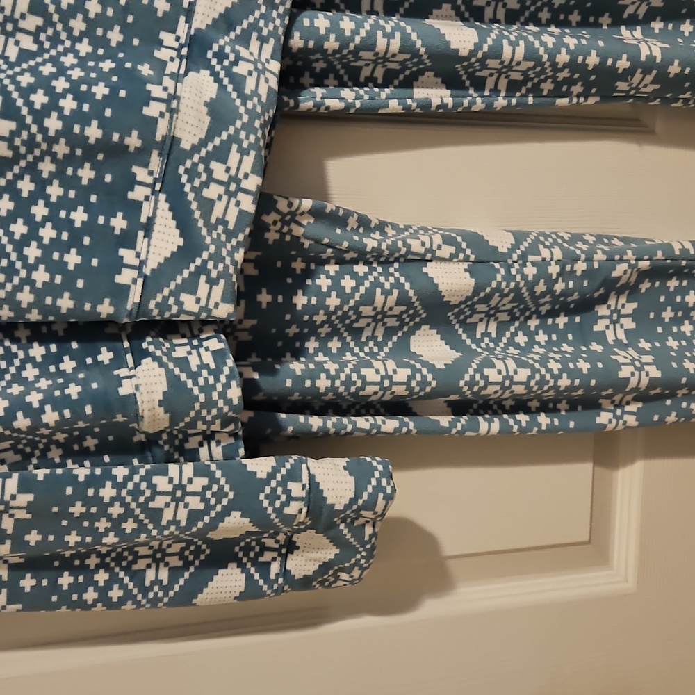 Jaclyn Intimates Winter Pajamas Set - Picture 5 of 7
